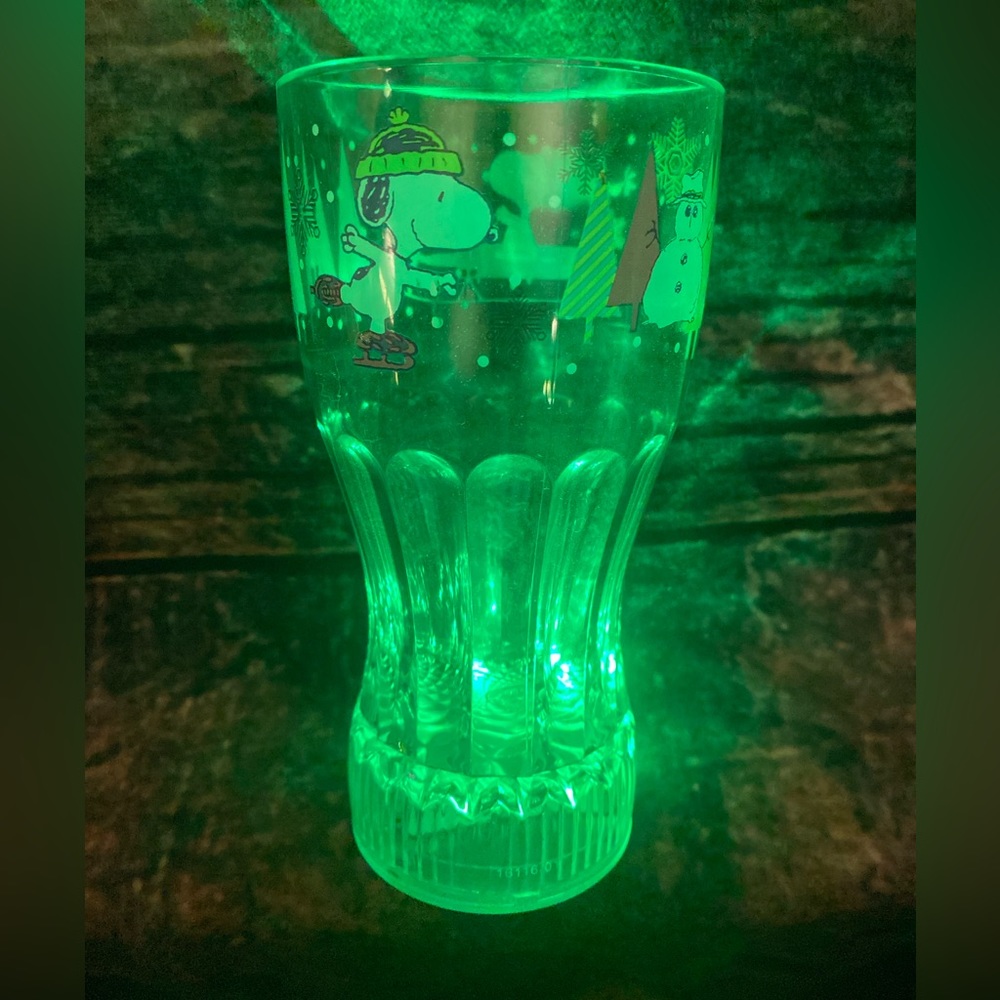 Peanuts- Snoopy Christmas Light Up Tumbler